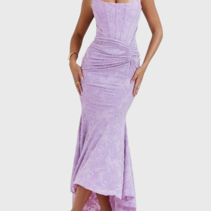 שמלת פרחונית כחולה של רומי