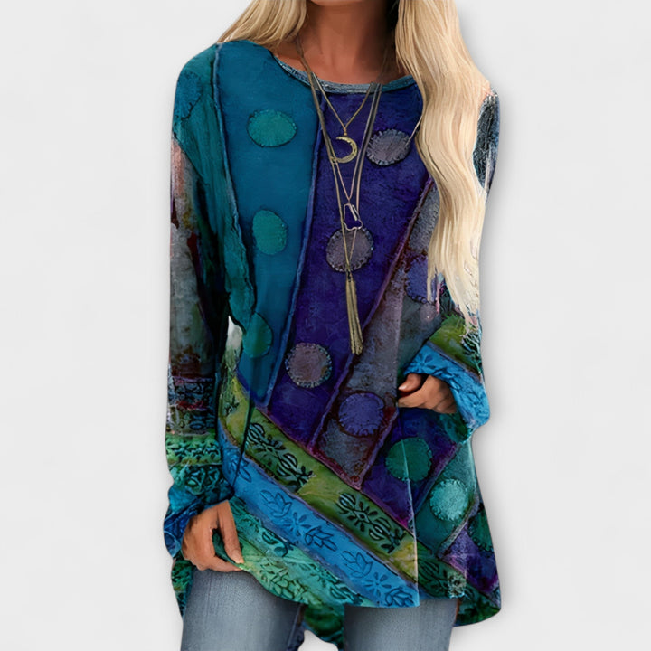 חולצה אופנתית עם הדפס אתני ייחודי