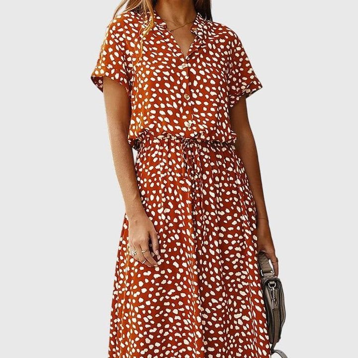 שמלת קיץ נוחה של אביב