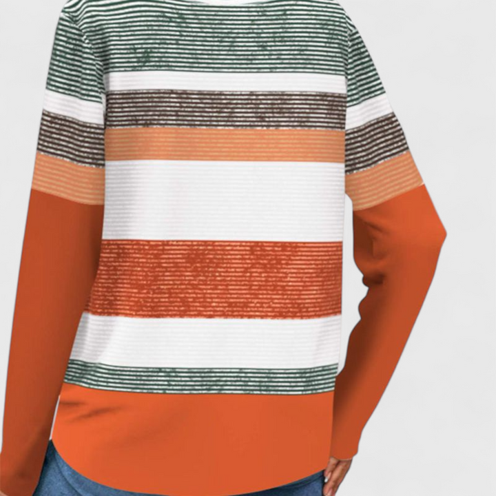 סוודר אופנתי של אביב