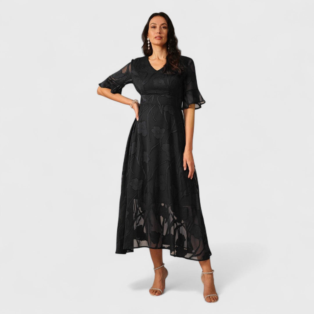 שמלת מקסי תחרה עם קפלים ונצנצים