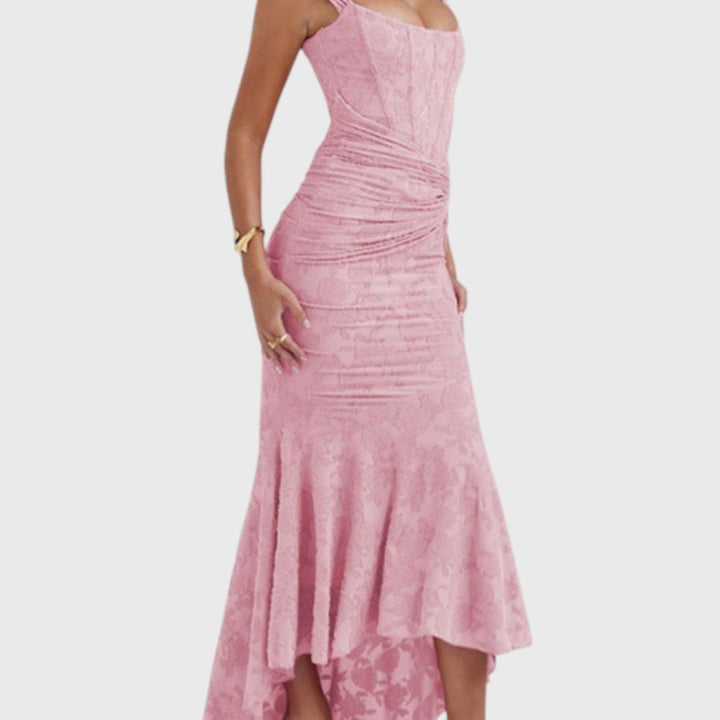 שמלת פרחונית כחולה של רומי