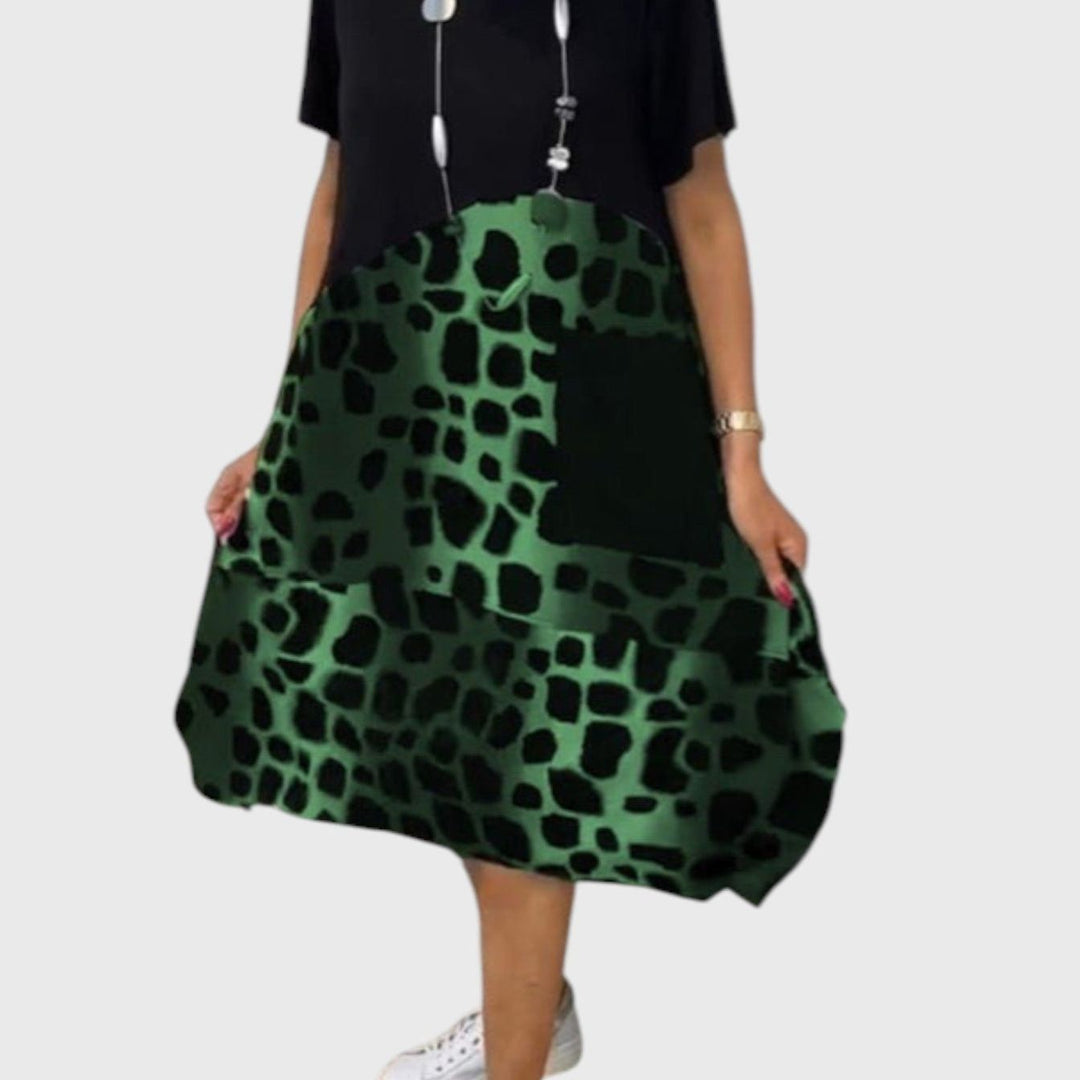 שמלת מידי קלאסית אלגנטית של יערה