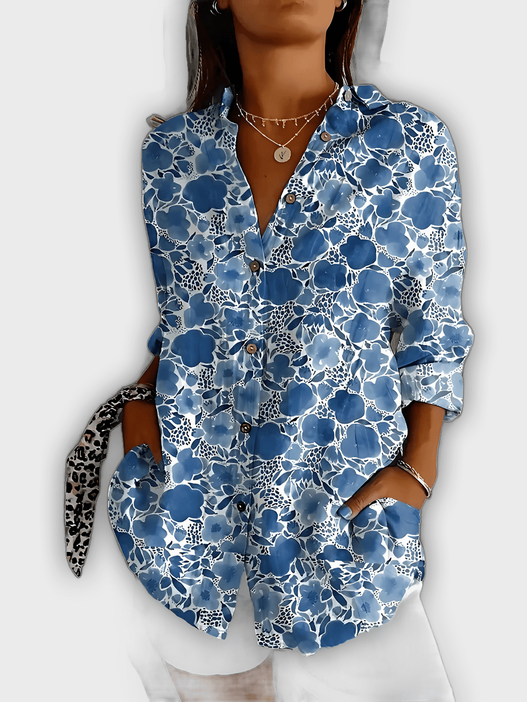 חולצת איווי פרחונית קלילה עם התאמה מחמיאה