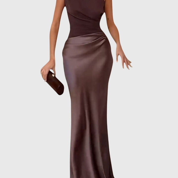 שמלת מקסי עם כתף אחת של גל