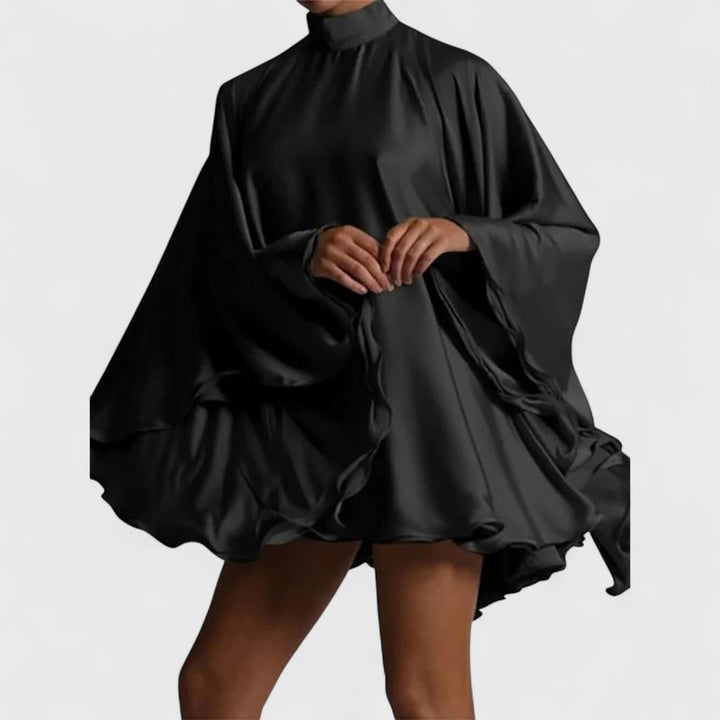 שמלת מיני עם צווארון גבוה וגב פתוח של נעמי