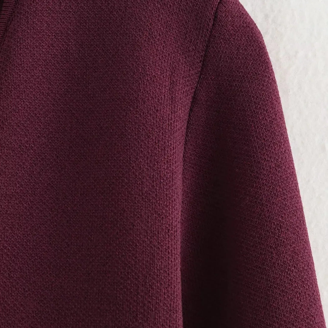 סוודר מסוגנן של נגה