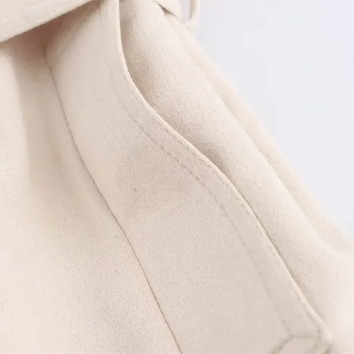 ז'קט אופנתי של רבקה